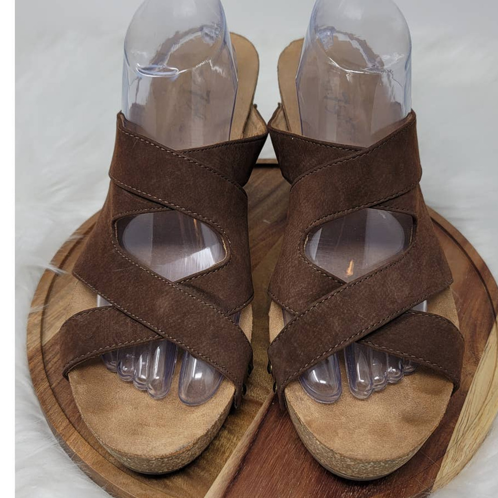 Vintage 7 Eight Brandi Brown Wedge Heel 3" Sandals Women's 11